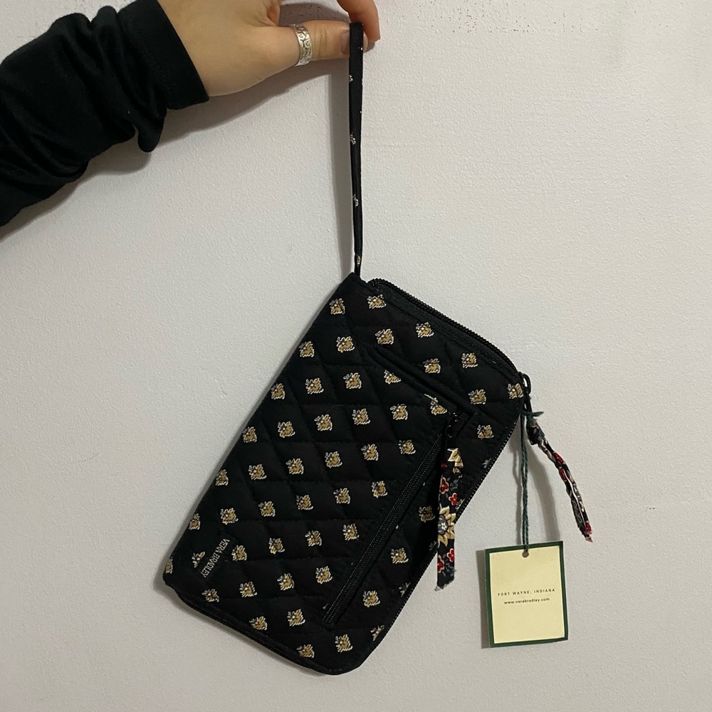 BNWT vera bradley black and tan paisley floral wallet